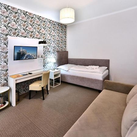 Aplend Hotel Lujza Major Tatranska Lomnica Ngoại thất bức ảnh