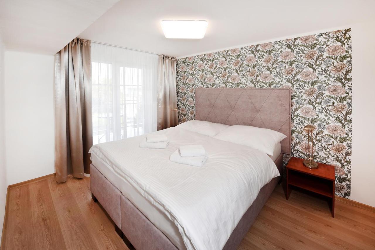 Aplend Hotel Lujza Major Tatranska Lomnica Ngoại thất bức ảnh