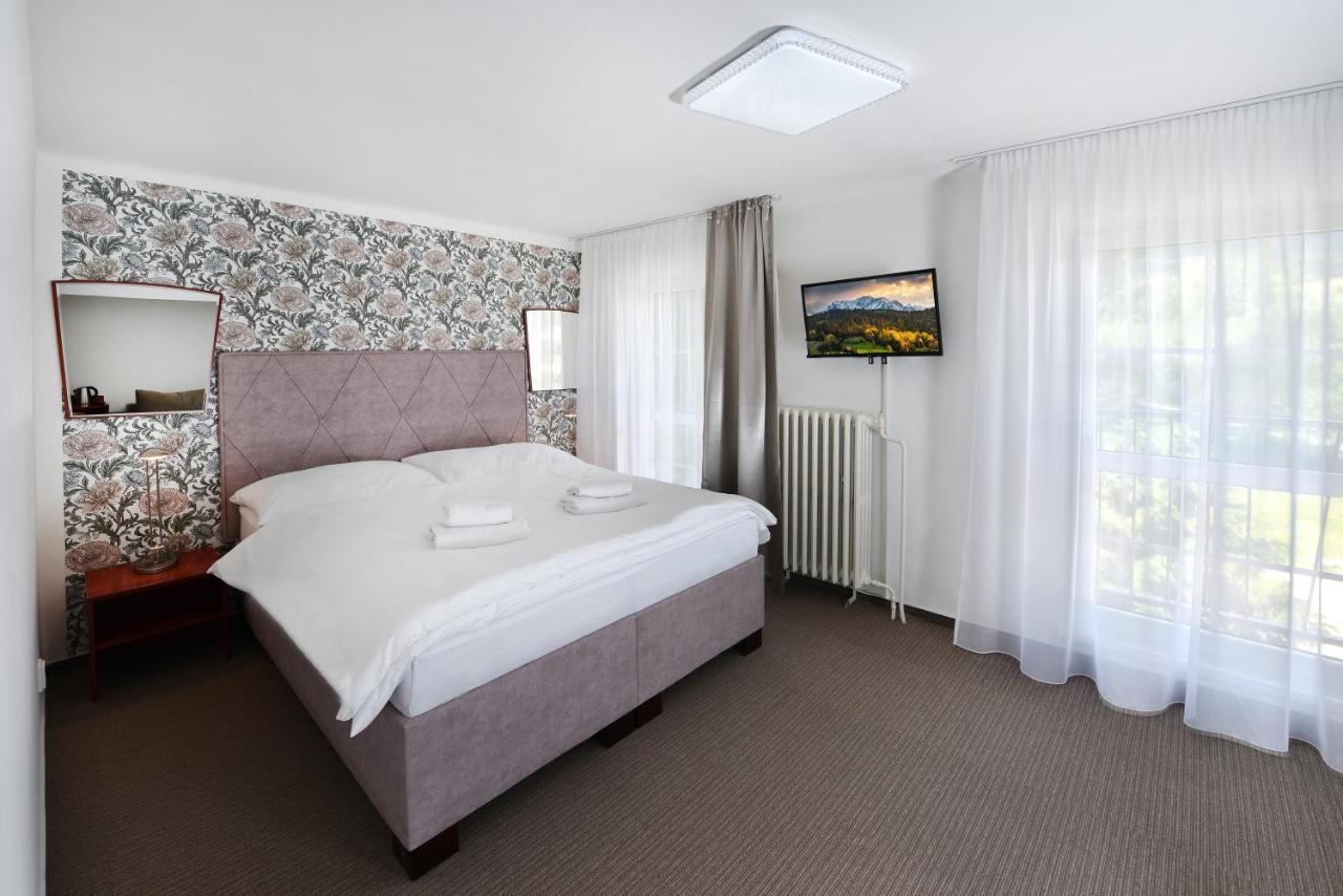 Aplend Hotel Lujza Major Tatranska Lomnica Ngoại thất bức ảnh