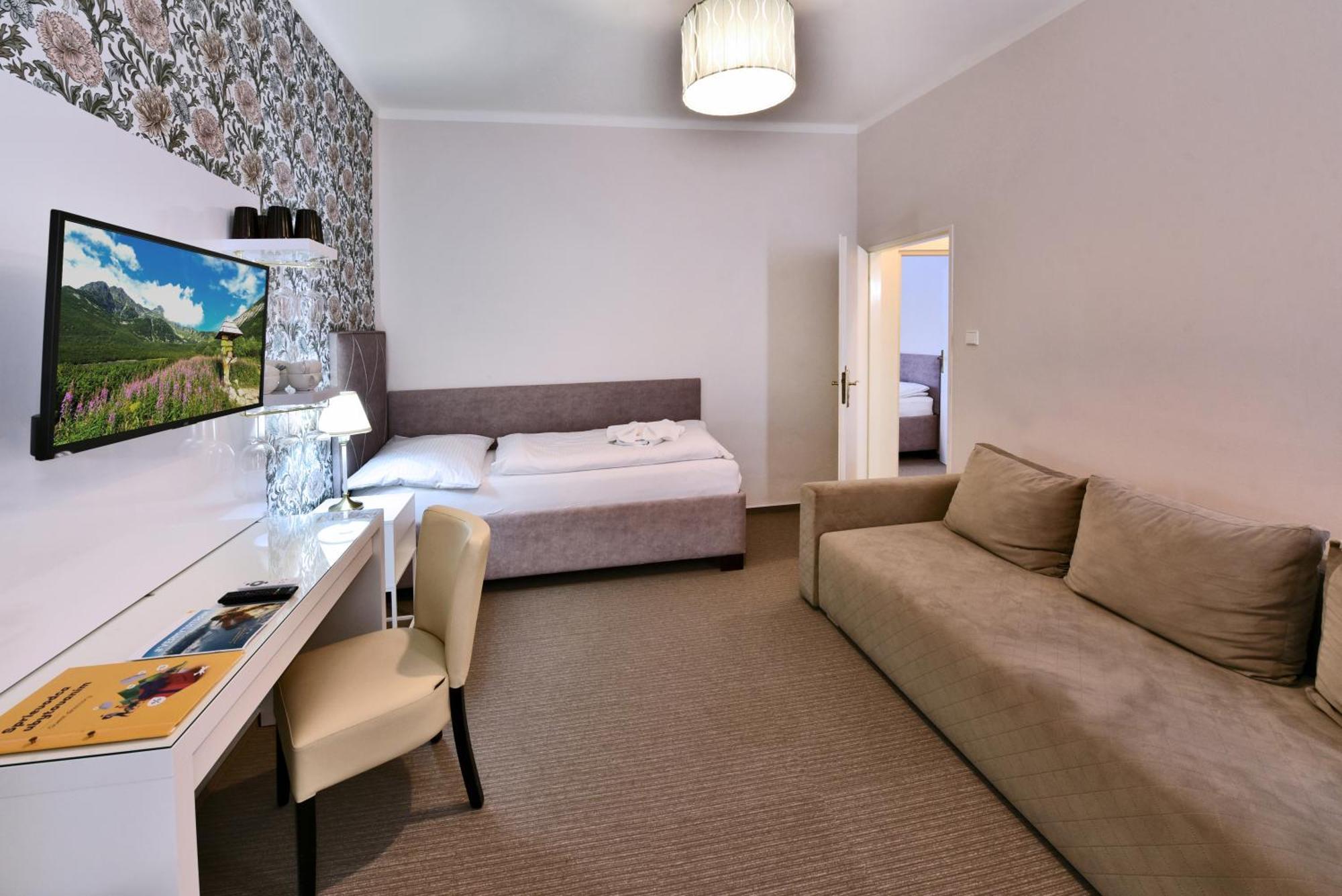 Aplend Hotel Lujza Major Tatranska Lomnica Ngoại thất bức ảnh