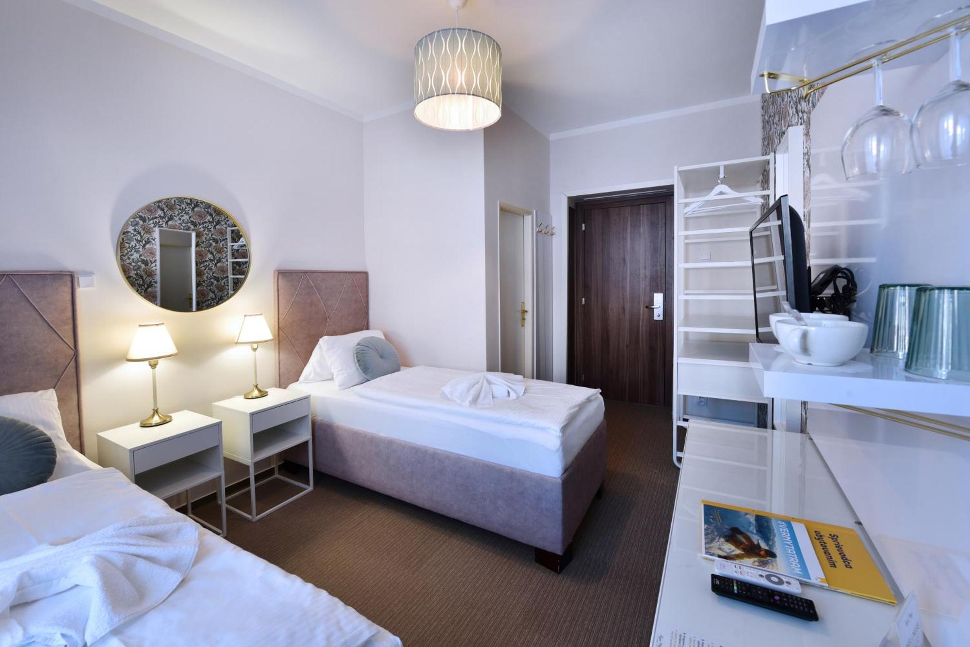 Aplend Hotel Lujza Major Tatranska Lomnica Ngoại thất bức ảnh