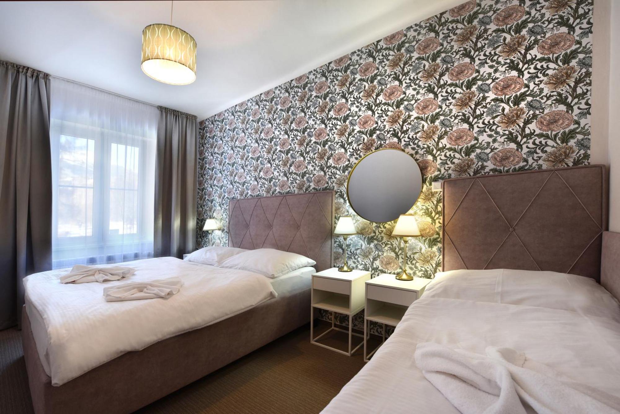 Aplend Hotel Lujza Major Tatranska Lomnica Ngoại thất bức ảnh