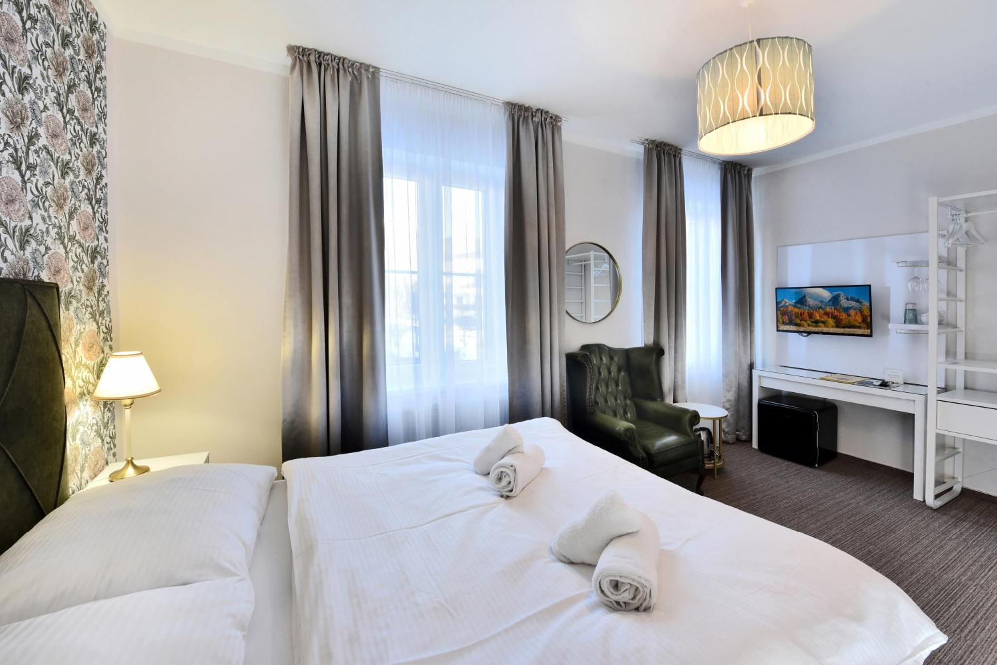 Aplend Hotel Lujza Major Tatranska Lomnica Ngoại thất bức ảnh