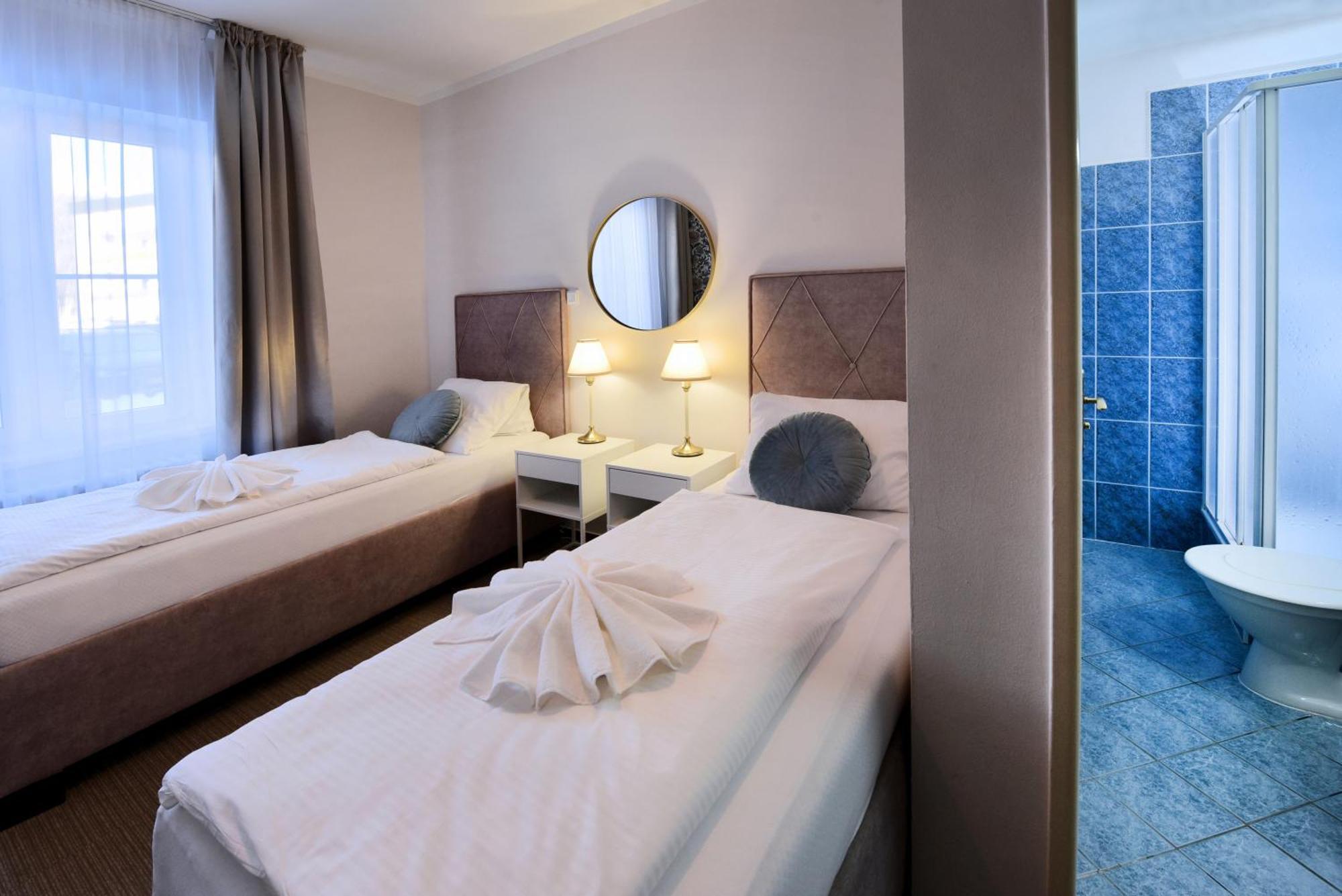 Aplend Hotel Lujza Major Tatranska Lomnica Ngoại thất bức ảnh