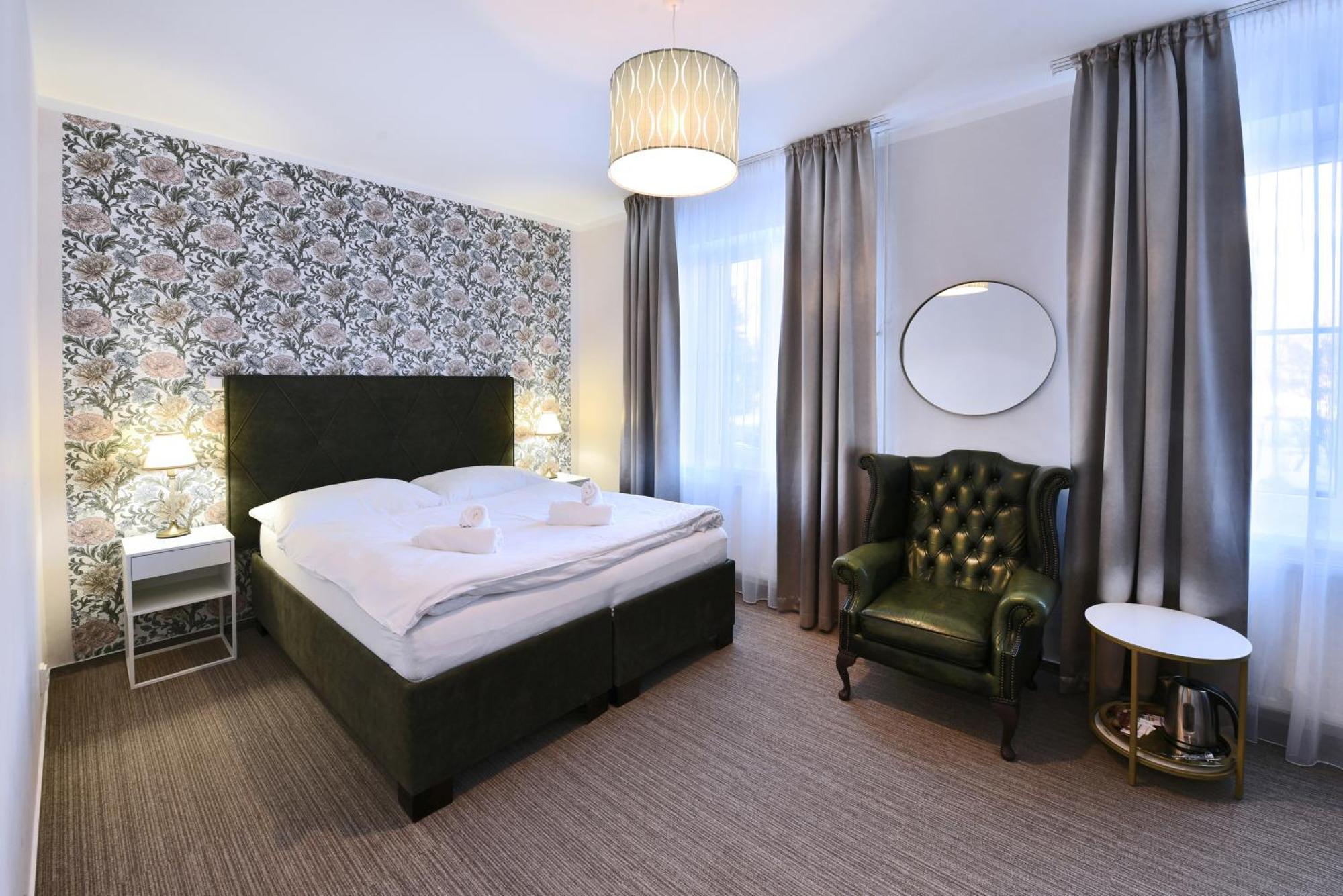 Aplend Hotel Lujza Major Tatranska Lomnica Ngoại thất bức ảnh